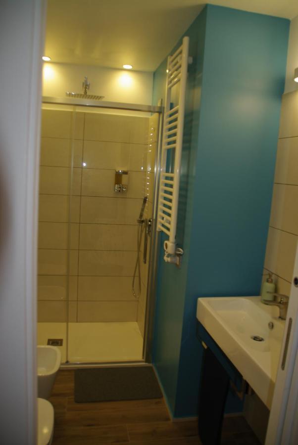 Travel House Hotel La Spezia Kültér fotó